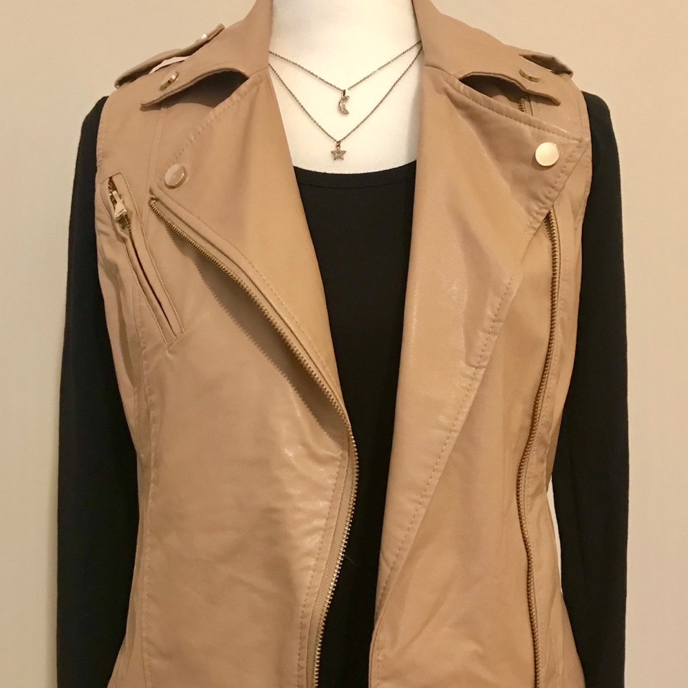 🌟Gianni Bini vest